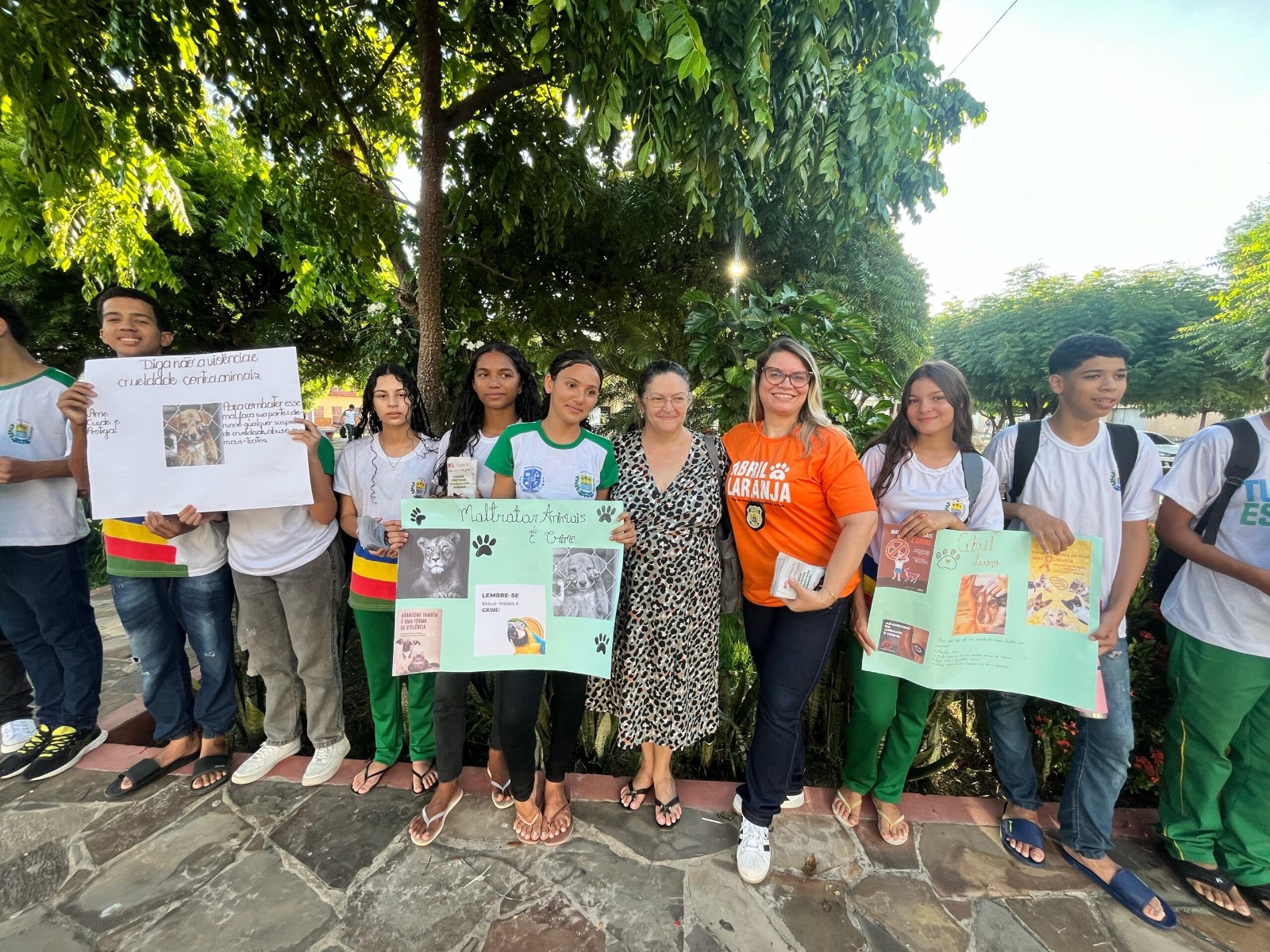 Semarh realiza ação de combate aos maus-tratos em Castelo do Piauí