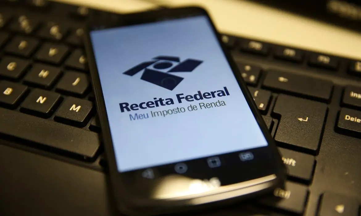 Pessoas físicas e jurídicas podem doar parte do IR 2025