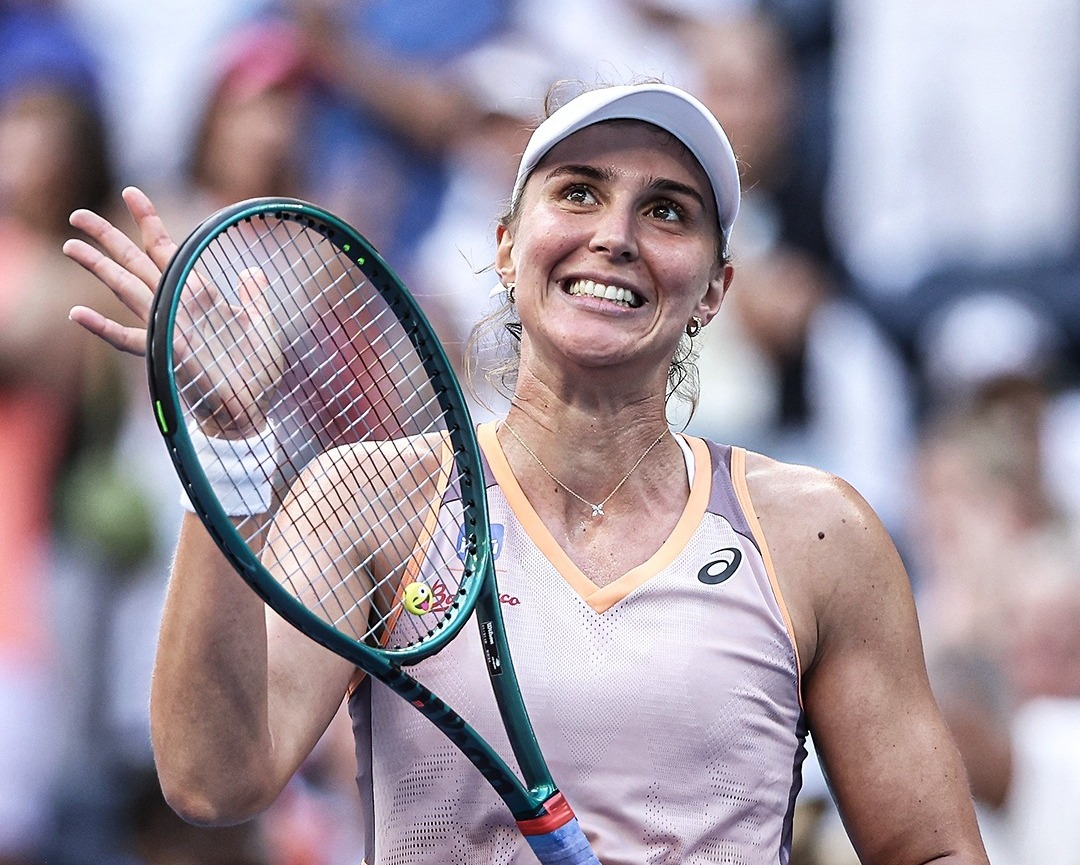 Beatriz Haddad vence Kasatkina de virada e conquista título em Seul