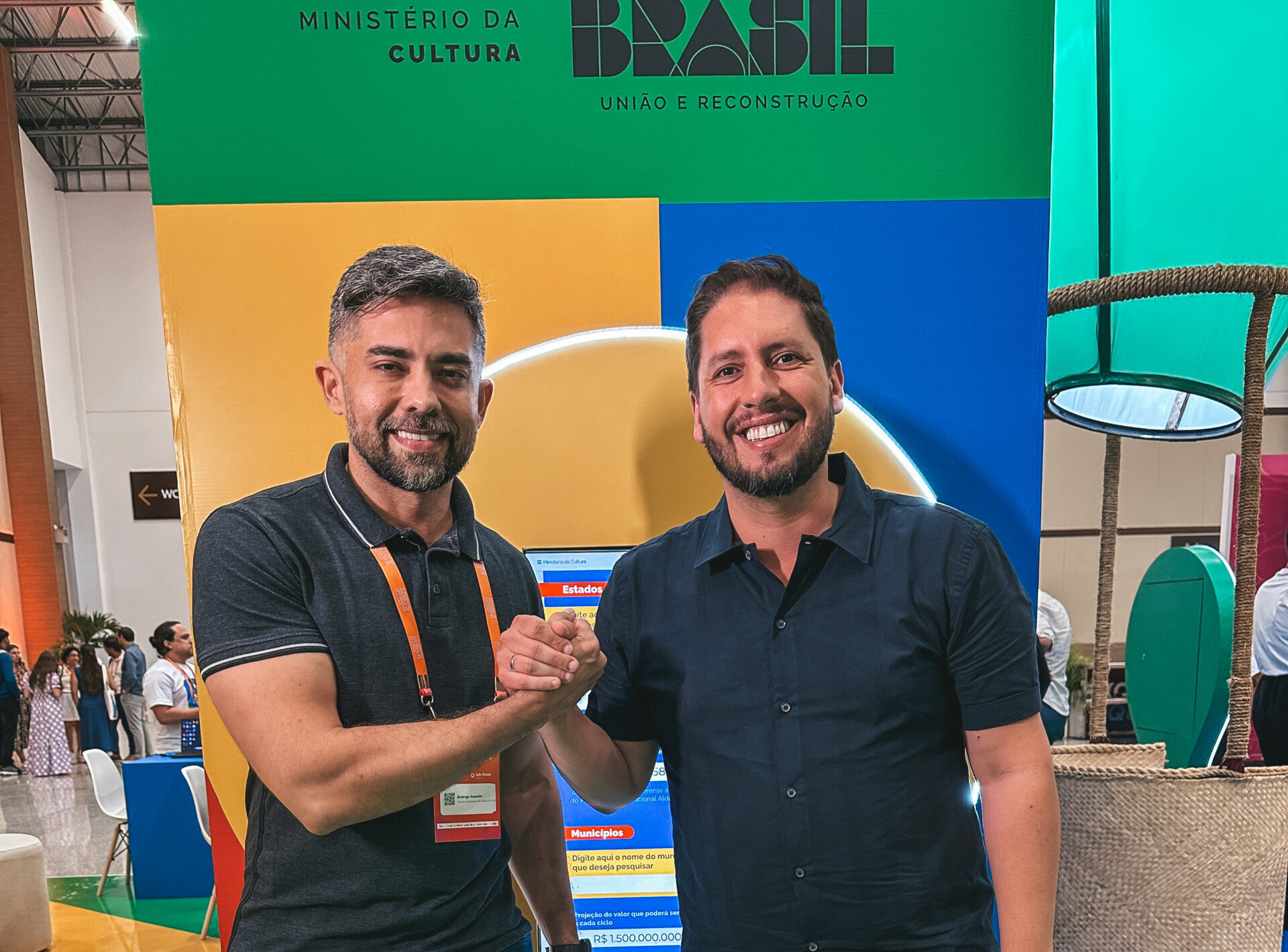 Ministro da Cultura visita obras e participa de eventos em Teresina