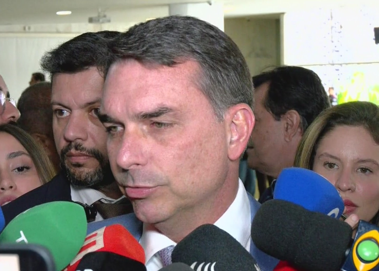 “Canal Livre” entrevista Flávio Bolsonaro, candidato à Presidência da República pelo Partido Liberal