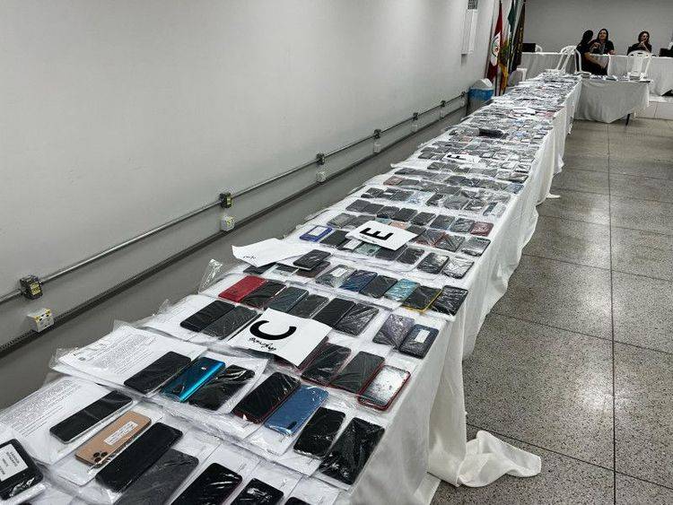 Mais de 300 celulares aguardam para serem retirados pelos donos na SSP-PI