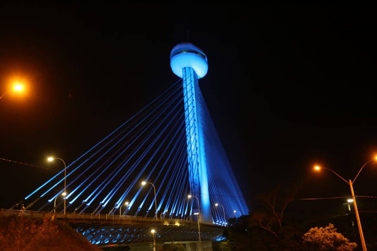 Ponte Estaiada ficará azul a partir desta segunda-feira