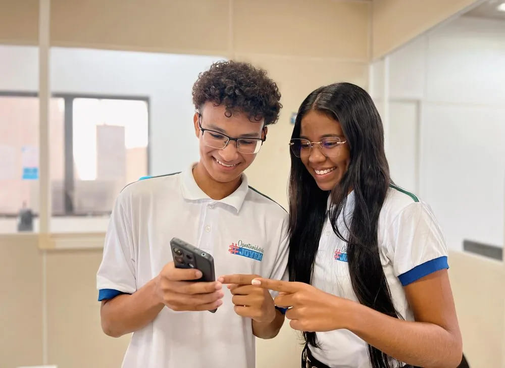 Mais de 3,4 mil alunos da rede estadual são aptos para estágio obrigatório