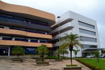 TCE bloqueia contas bancárias da Prefeitura de Teresina após denúncia