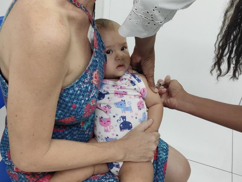FMS inicia hoje (22) vacinação contra pneumonia e meningite em Teresina