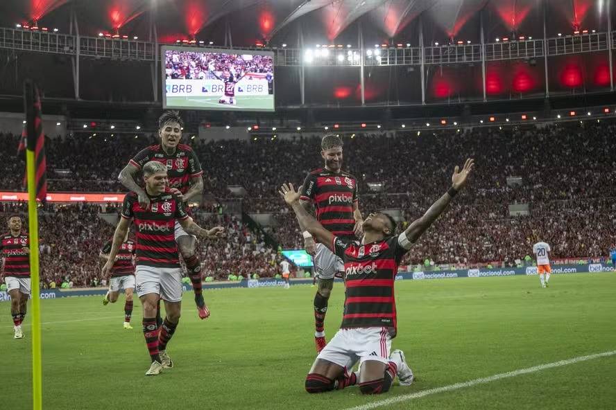 Invicto, Flamengo volta a vencer o Nova Iguaçu e fatura o Carioca pela 38ª vez
