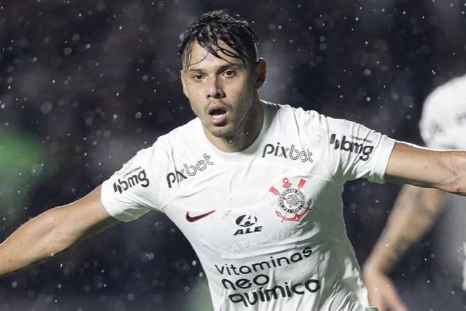 Com dois gols, Romero ultrapassa marcas de Guerrero e Guedes no Corinthians