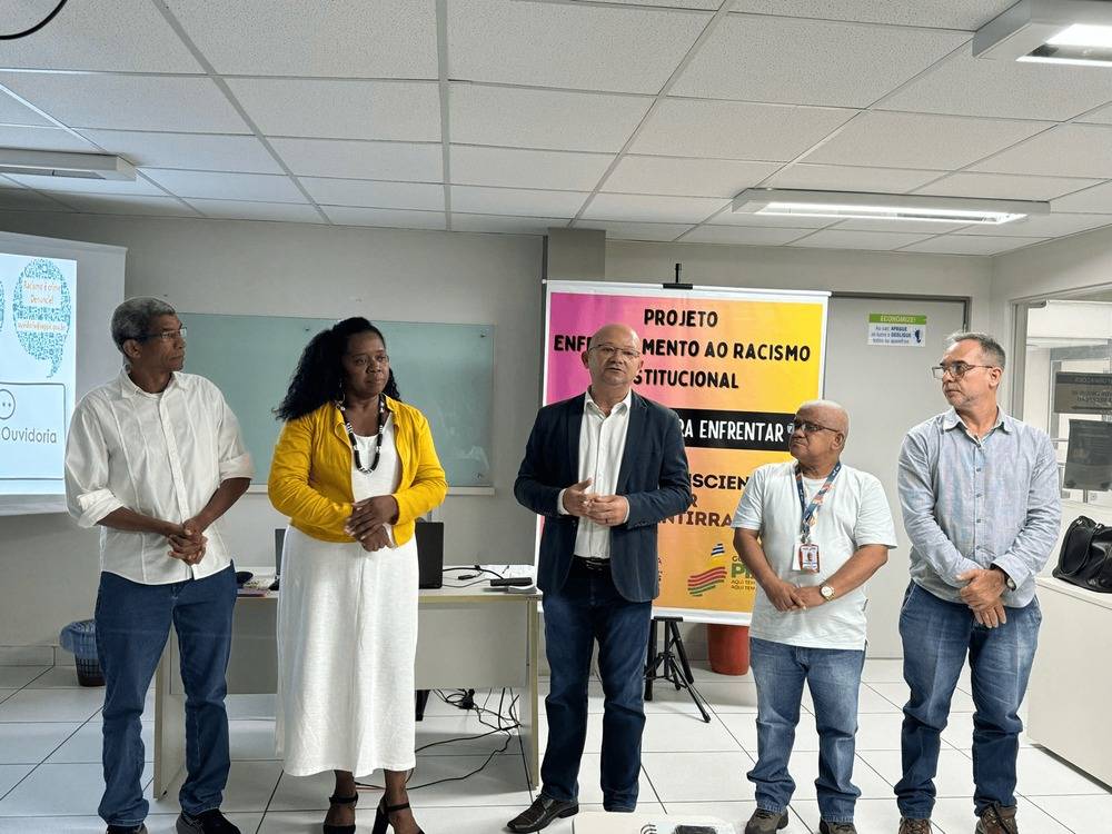 Ouvidoria do Estado recebe projeto para enfrentamento ao racismo institucional