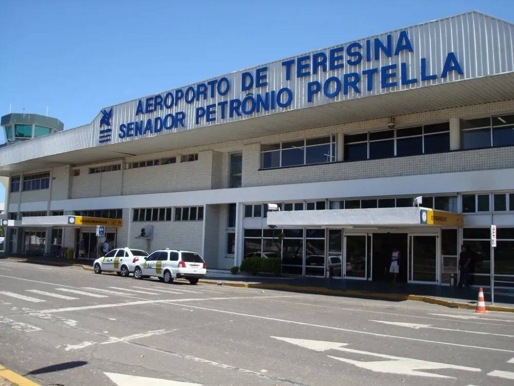 Aeroporto de Teresina recebe doações para vítimas das enchentes no Rio Grande do Sul