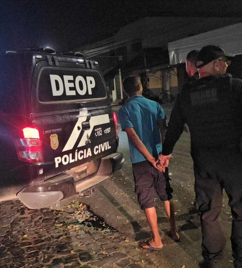 Pessoas são presas durante operação no Centro de Teresina