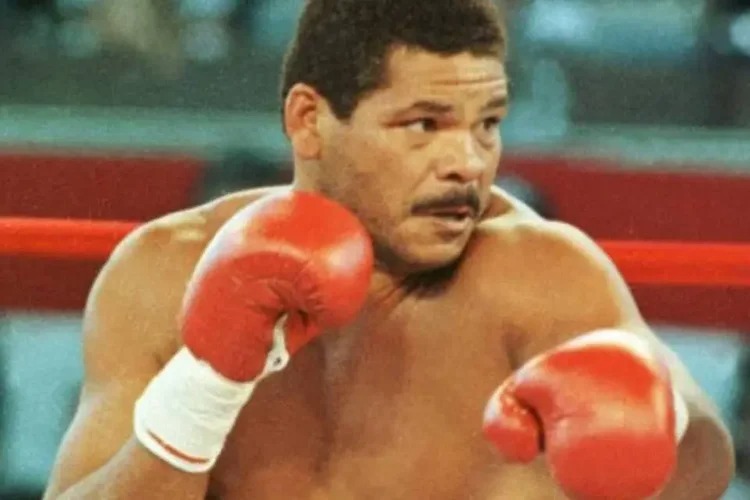 Maguila, lenda do boxe brasileiro, morre aos 66 anos