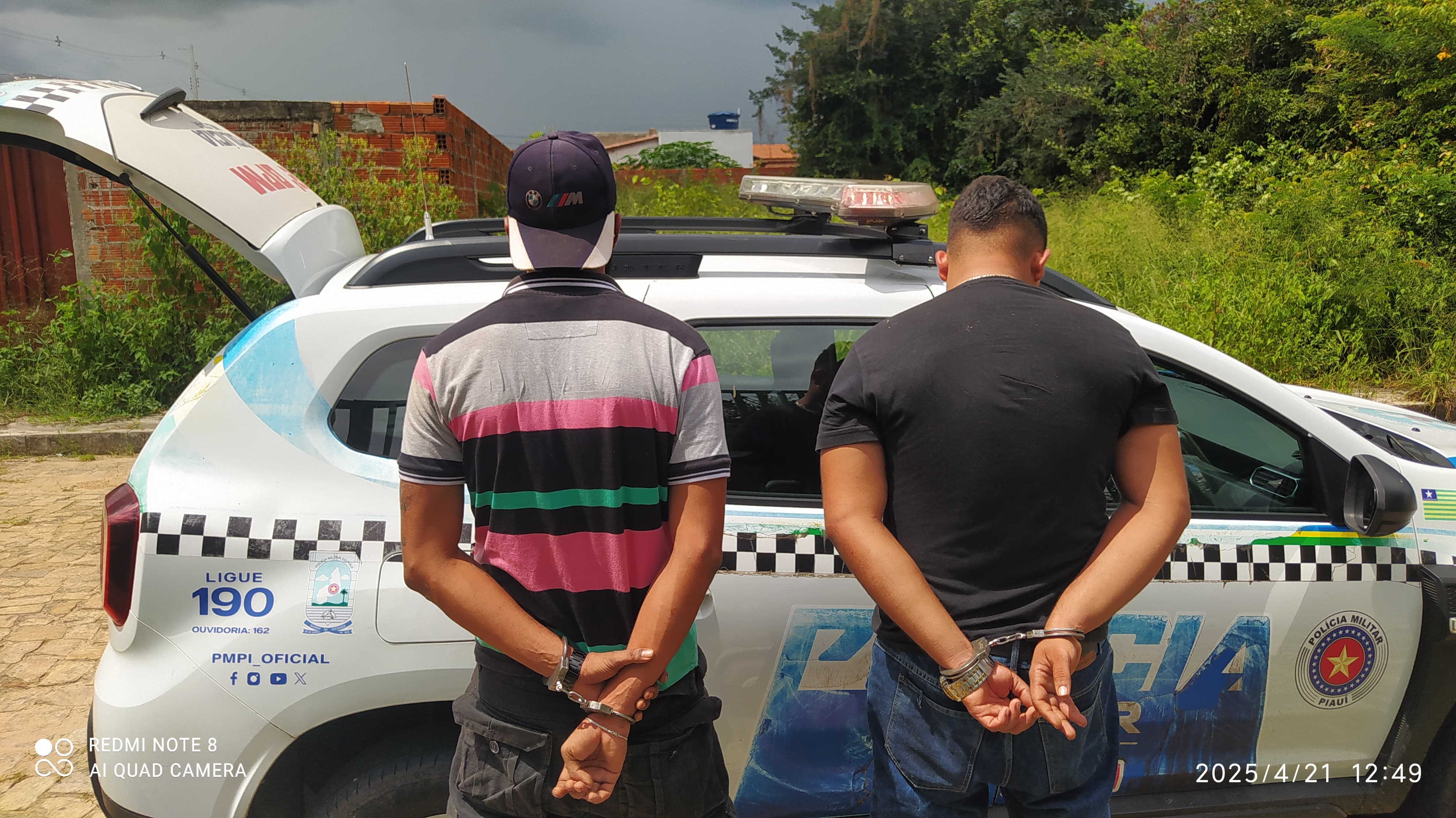 Homens são presos após usar arma de fogo para ameaçar vítima em Pedro II