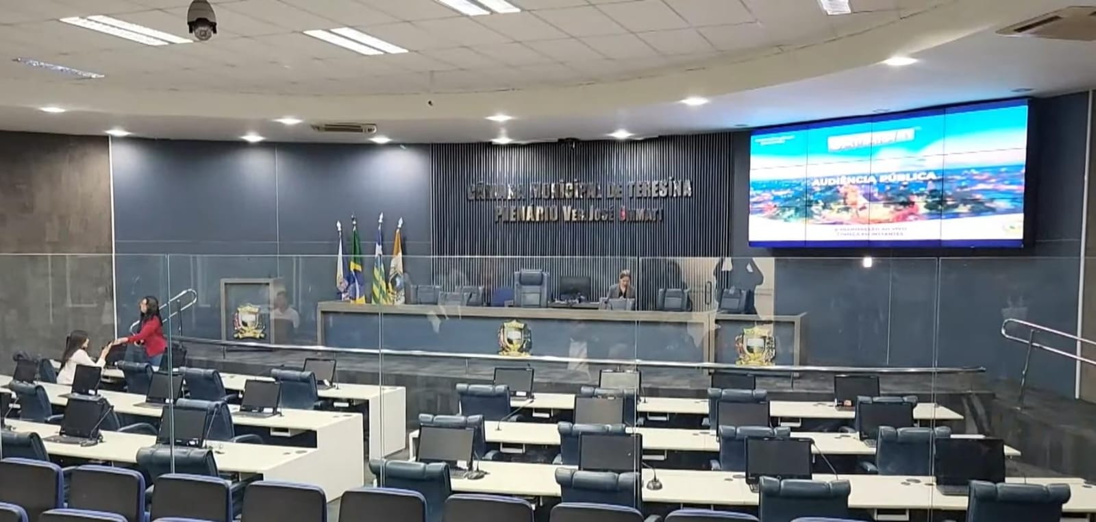 Audiência pública sobre dívida da PMT tem baixa participação
