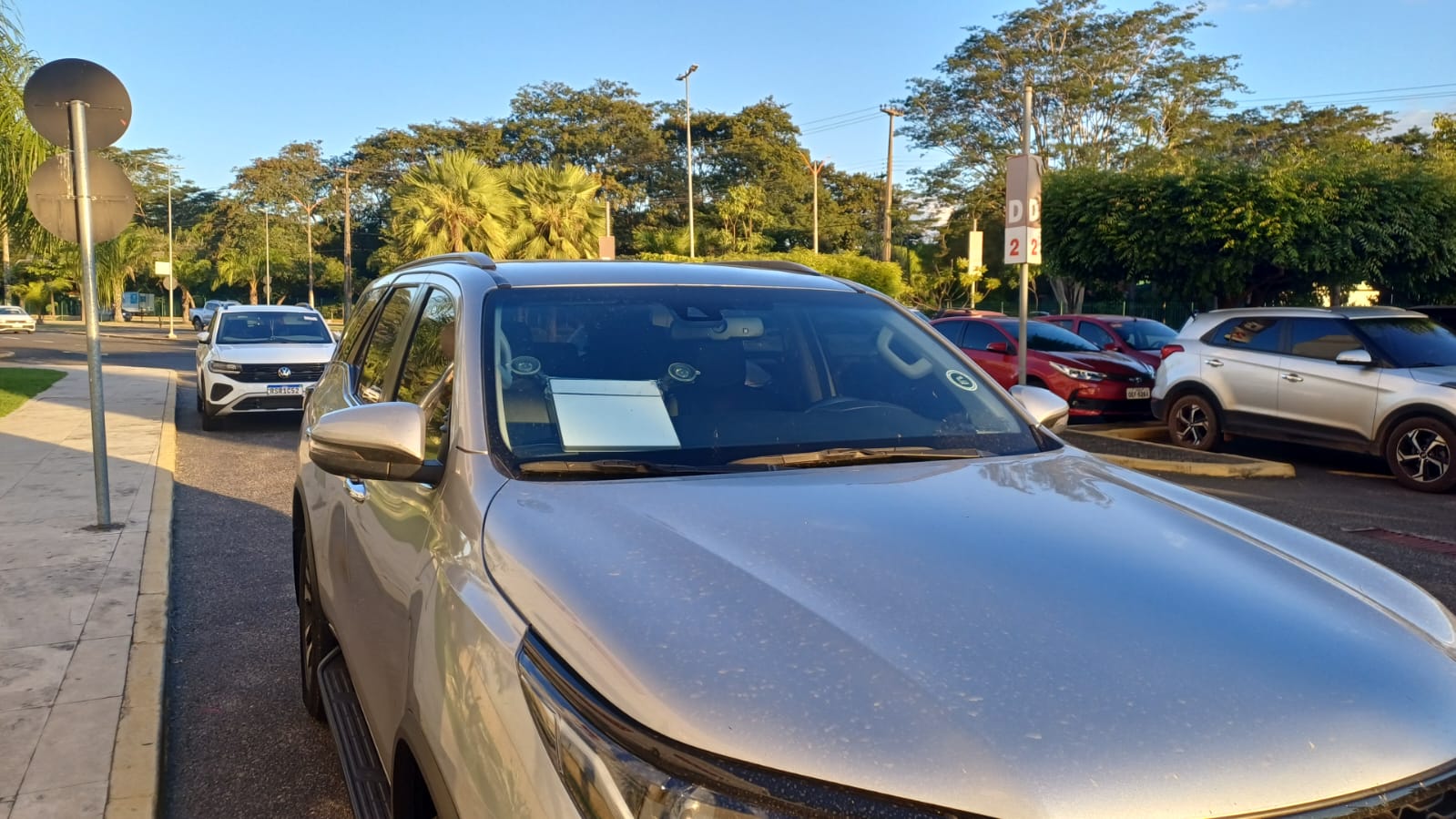 PRF intensifica fiscalização de antenas em vidros de carros