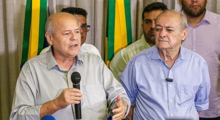 Charles Silveira pede exoneração da FMS; Francisco de Pádua assume