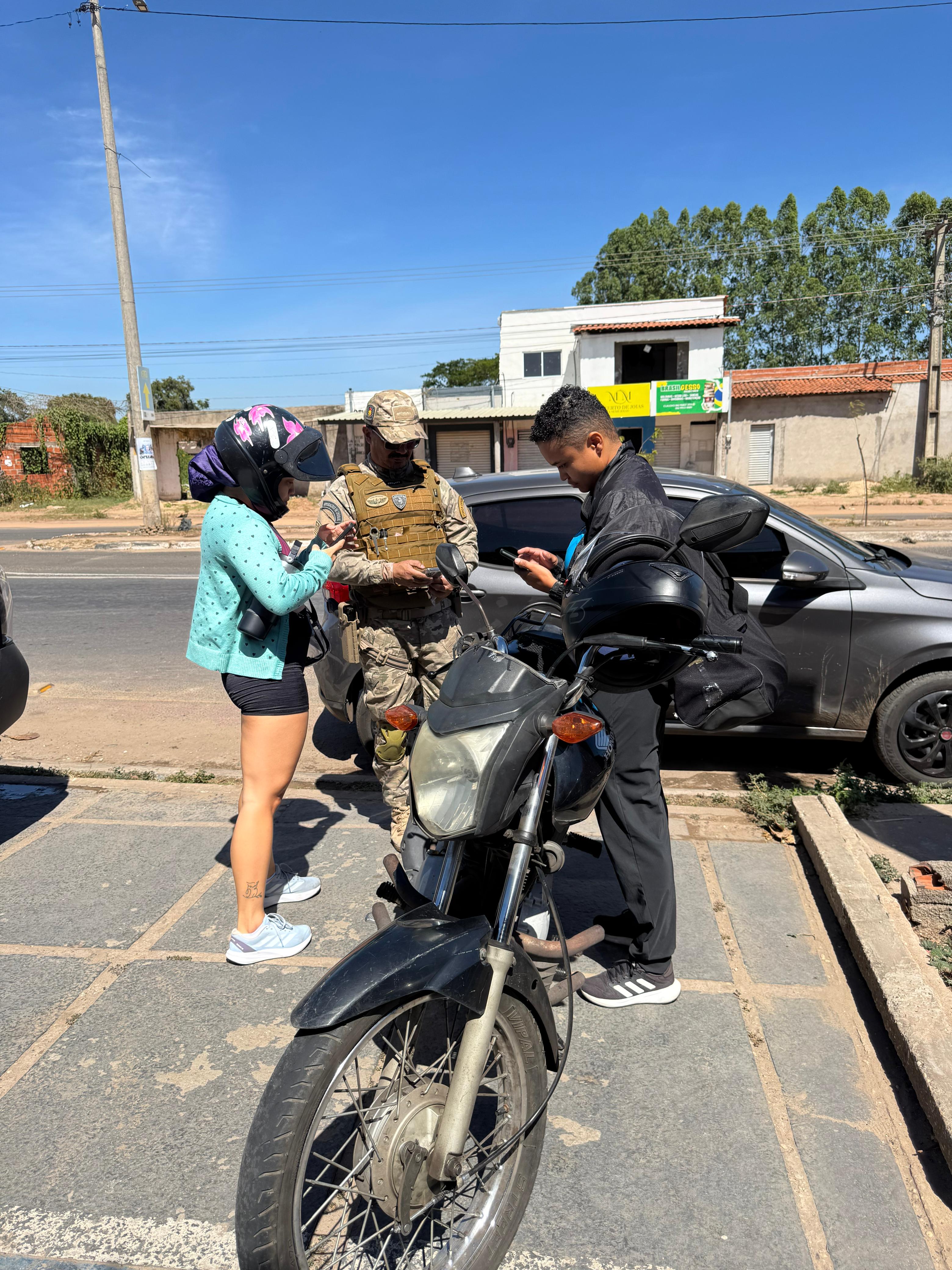 Pessoas são presas durante Operação Rastreados em Teresina
