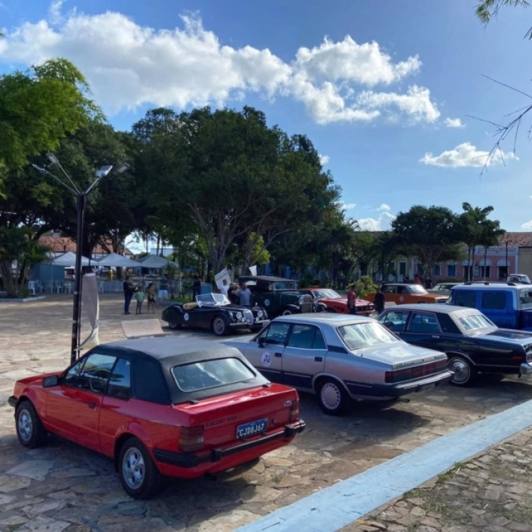 Exposição de Carros Antigos movimenta Pedro II  de 25 a 27