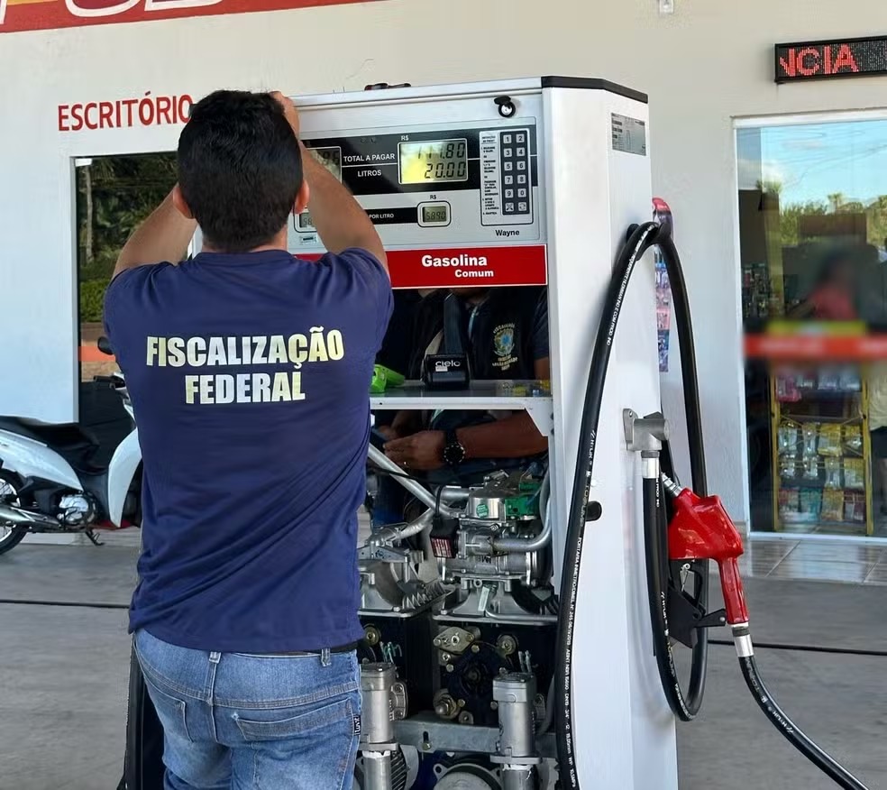 Imepi autua postos por irregularidades na venda de combustível em Teresina