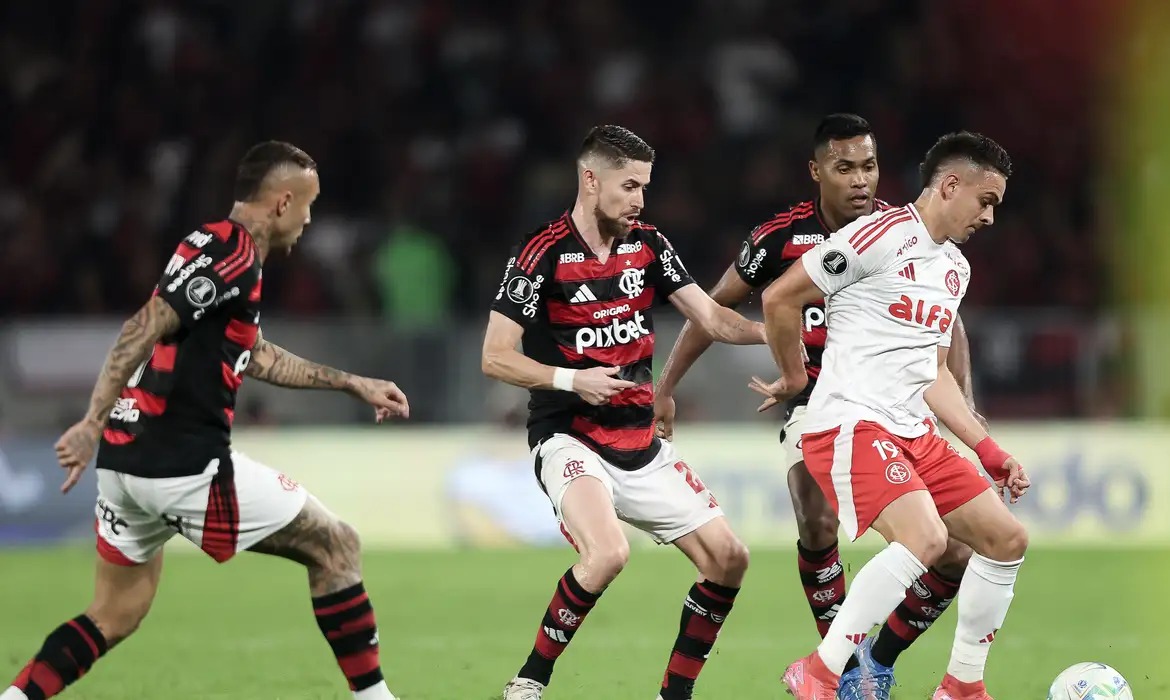 Equipes decidem no Beira-Rio quem avança às quartas da competição