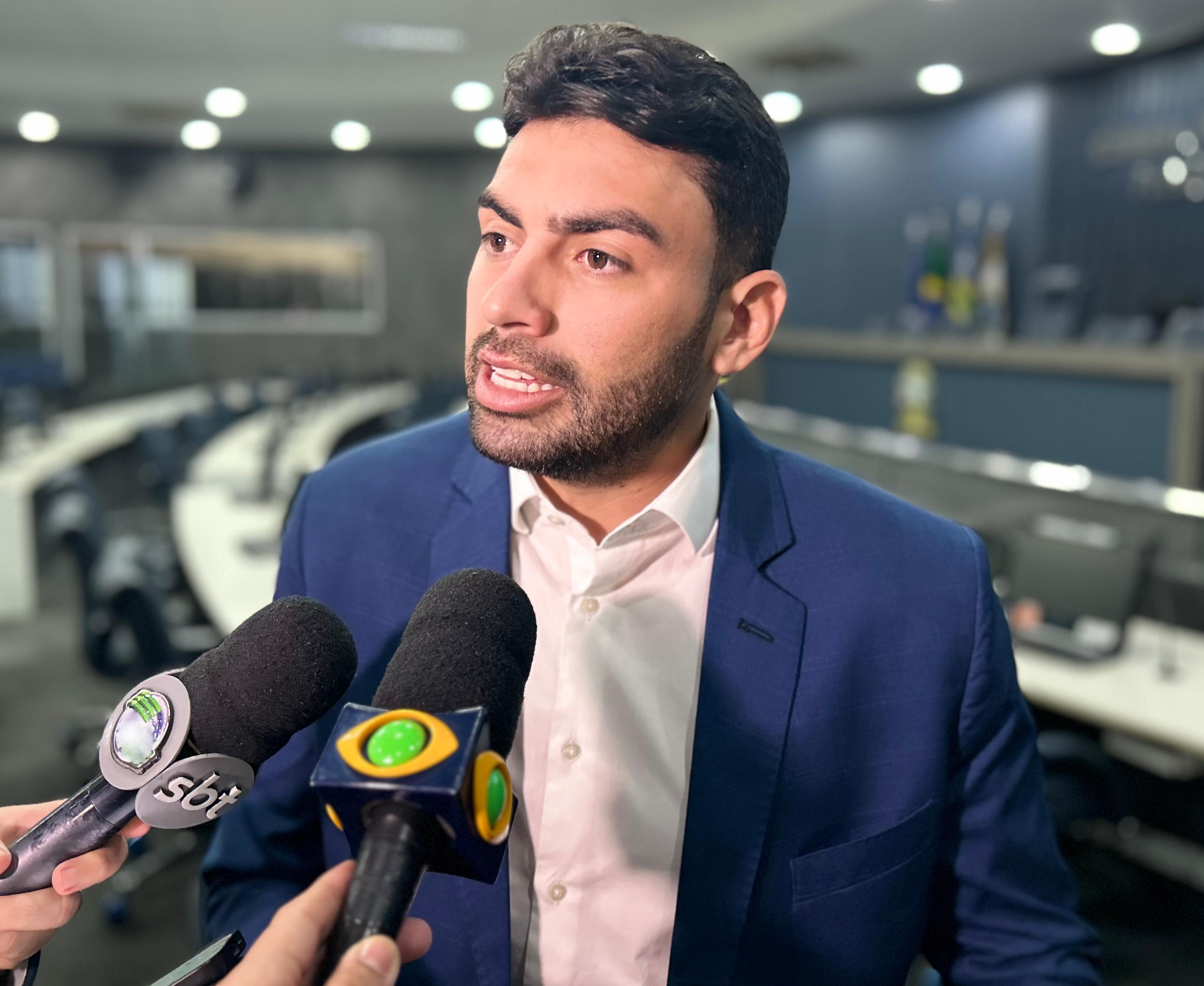 Vereador cobra melhorias na saúde após novo decreto de emergência