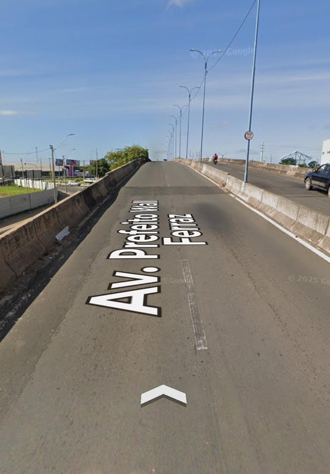 Desnível força redução de velocidade no viaduto da Miguel Rosa