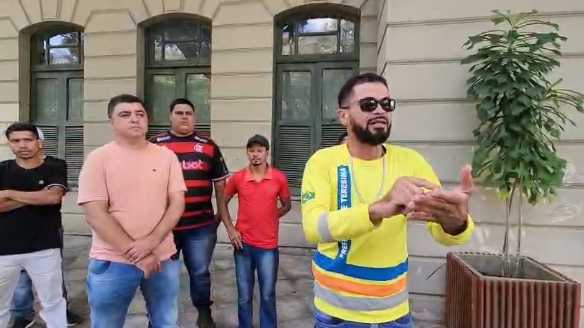 Trabalhadores da coleta de lixo denunciam atraso salarial na zona Sul de Teresina