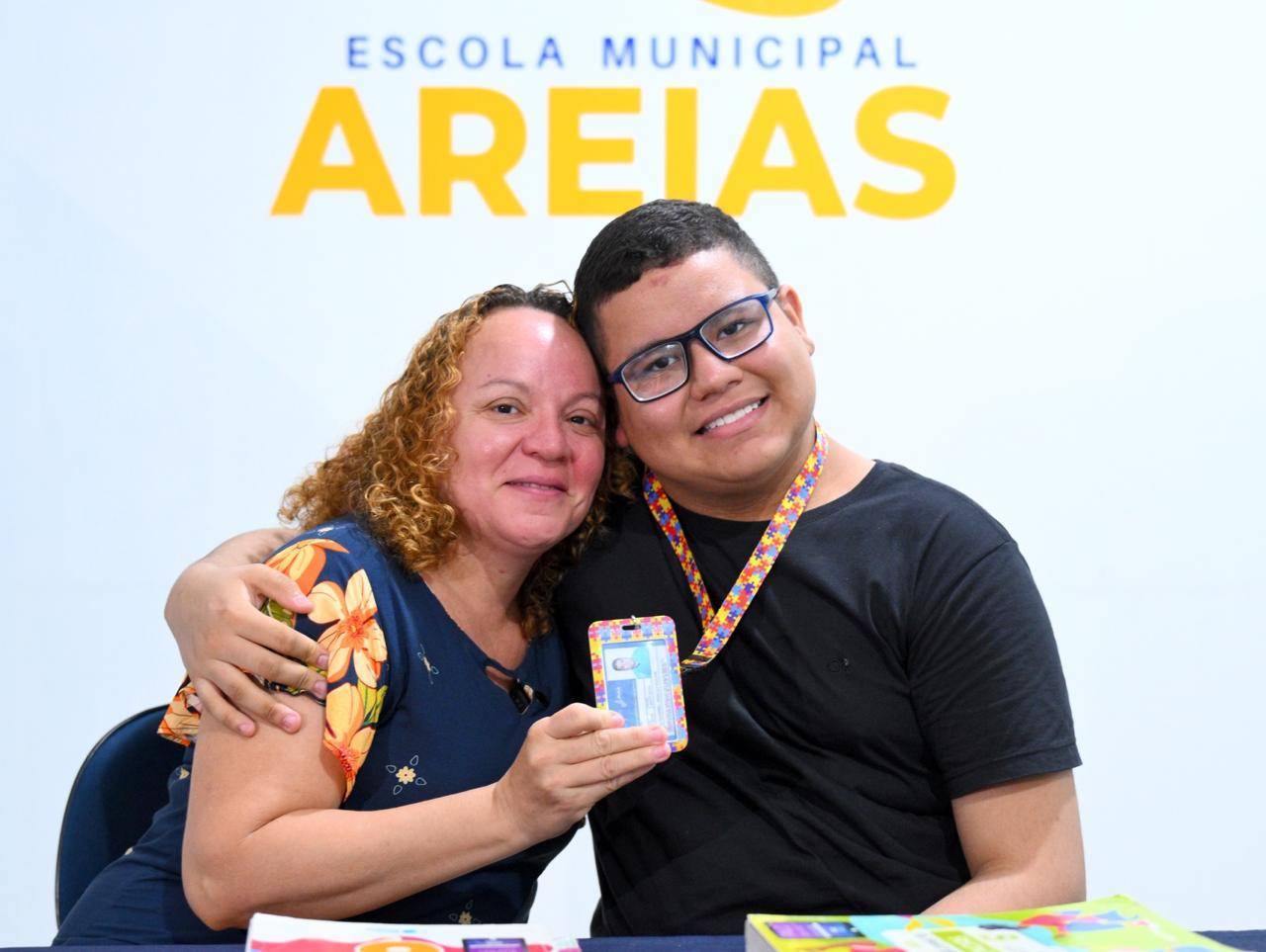 Aluno com autismo da rede municipal conquista vaga no IFPI