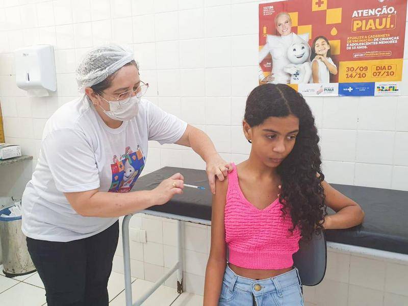 FMS alerta para importância da vacina contra HPV