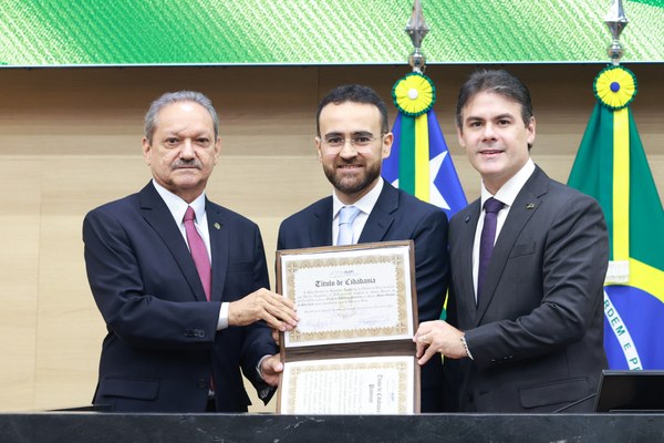 Severo Eulálio homenageia Marco Antônio de Melo Leão com título de cidadania piauiense