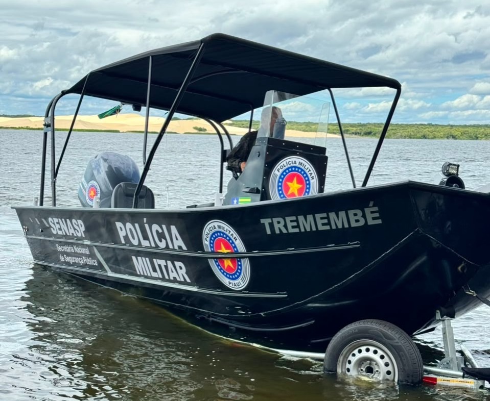 Litoral do Piauí recebe embarcação de grande porte destinada ao patrulhamento marítimo e fluvial